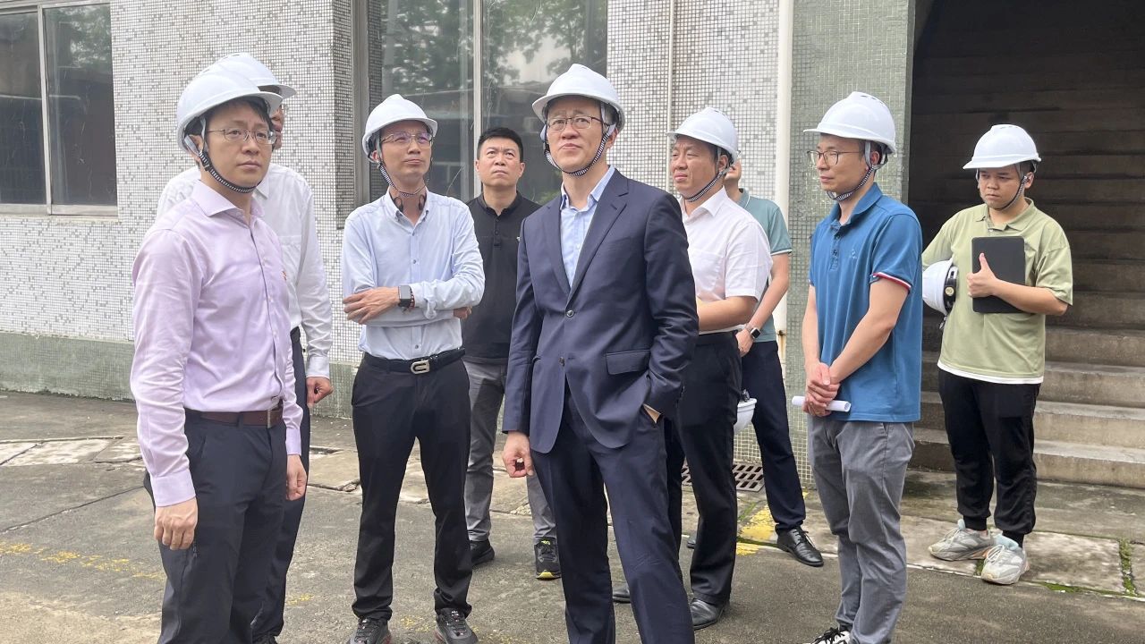 “五一”节前，广药集团党委副书记、、、副董事长、、、总司理杨军带队到白云山2299威尼斯公司开展清静检查事情